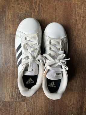 adidas White and Black Classic Three-Stripe Sneakers